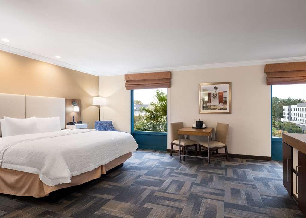Hampton Inn Charleston North Север Чарлстон Номер фото