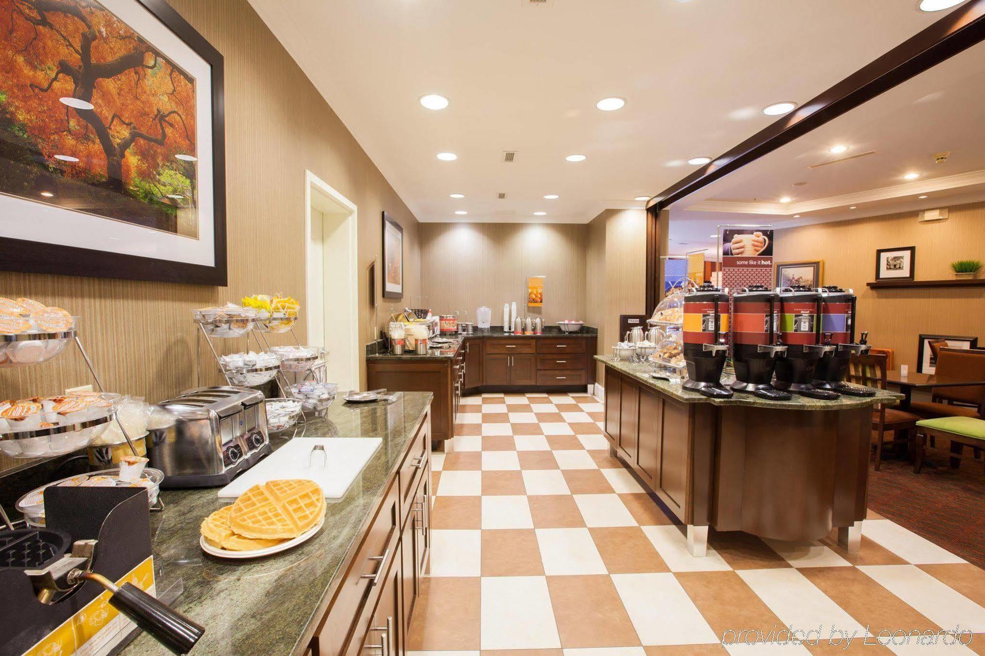 Hampton Inn Charleston North Север Чарлстон Экстерьер фото
